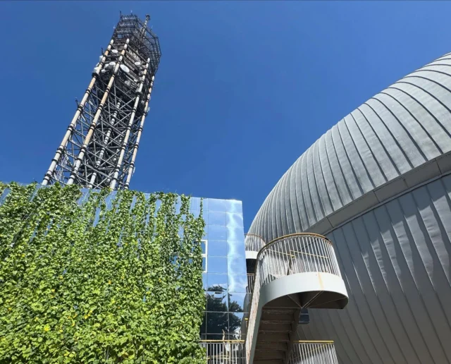 .
.

今日は「第10回 租税科学教室」が
多摩六都科学館で午前と午後の部に分かれて開催されました✨

世界最大級のプラネタリウムドームを持つ
多摩六都科学館で
親子で楽しみながら学べる特別な時間。

「もし税金がなかったら？」「税金ってどんなふうに使われているの？」といったテーマも
子どもたちもわかりやすく体験できる内容だと思います。

租税教室のあとは
プラネタリウム鑑賞。
満天の星空に皆さん夢中に…✨
とても素敵な催しとなったようです☺️

私も法人会に加入しているご縁で、
少しだけ顔を出させていただきました。

そして、大変お世話になっている方が、
親子で時間を作って参加してくださりとても嬉しかったです。

法人会の皆様、お疲れ様でございました。

#東村山法人会
#租税科学教室
#多摩六都科学館
#プラネタリウム
#西東京市
#親子イベント
#学びと体験